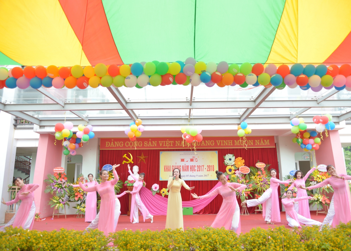 Khai giảng năm học 2017-2018 (18).jpg